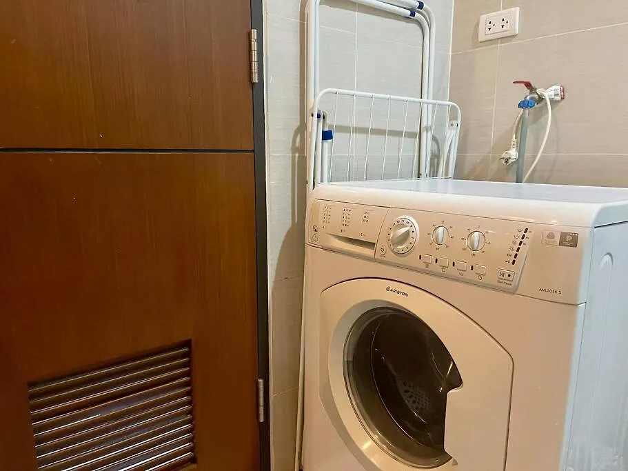 Zen 1Br One Uptown Bgc W/ Netflix, Pool & Gym Apartment Manila